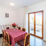 2 Bedroom Amazing Apartment In Nevidane * Neviđane