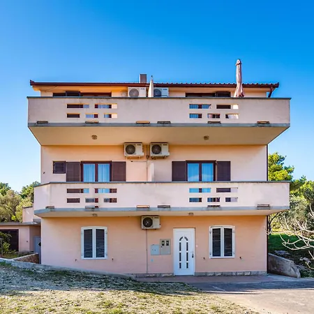 Apartment Gorgeous In With Wifi Nevidane